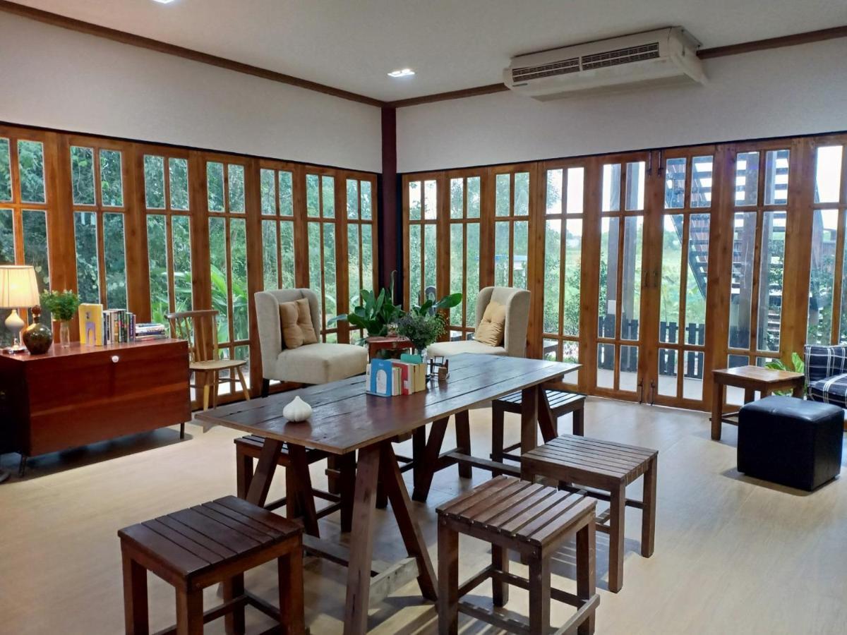 Baanbua Nonlen Udon Thani Exterior foto